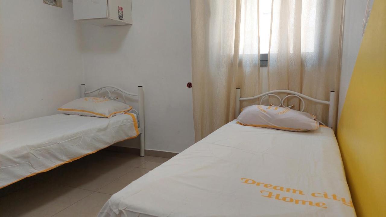 Huzi Hitman Apartment Marina Area Ashdod Bagian luar foto