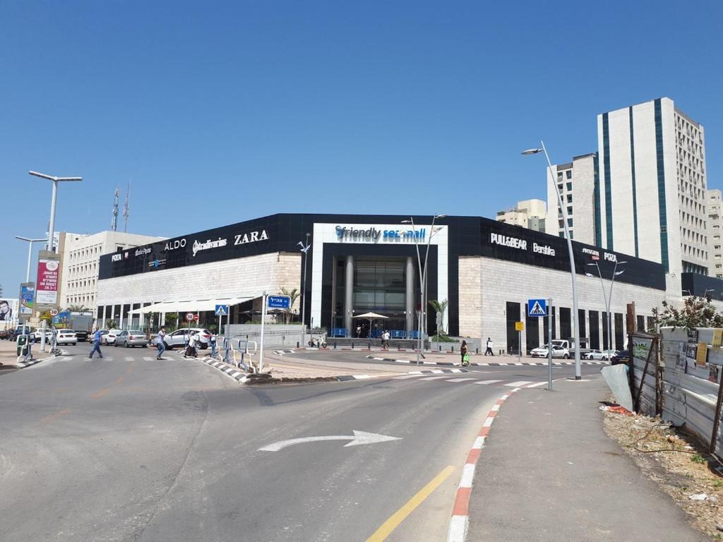 Huzi Hitman Apartment Marina Area Ashdod Bagian luar foto